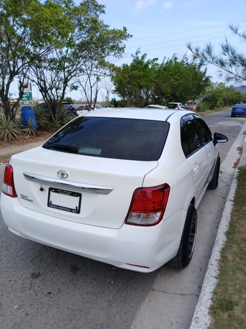 2015 Toyota Axio