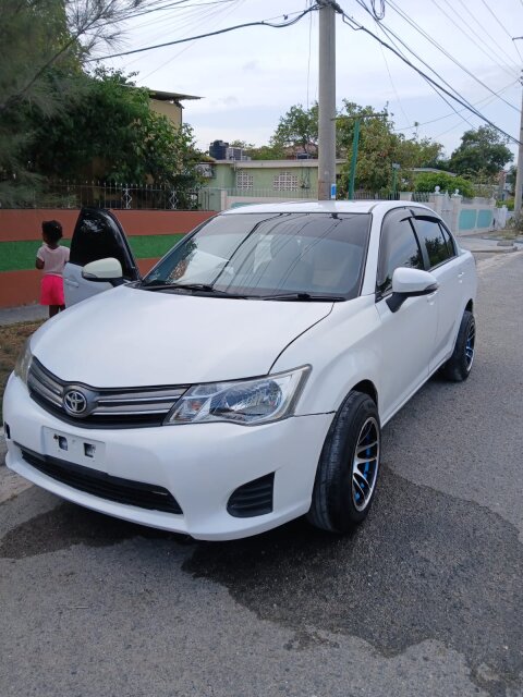 2015 Toyota Axio