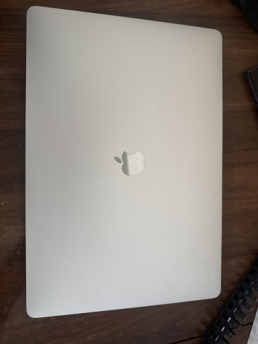 2019 MacBook Pro (Next To New) Laptops Kingston