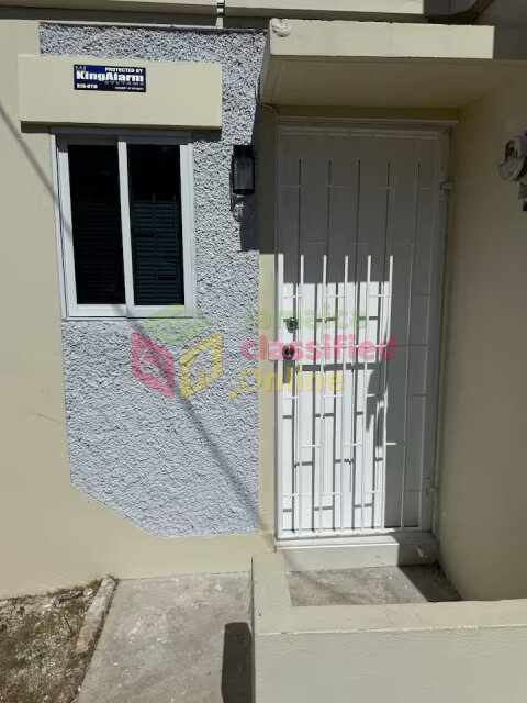 Kingston 6 Apartment For Sale