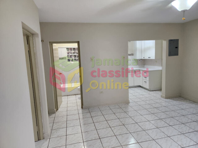 Tranquil 2 Bedrooms Apartment Near Barbican Apartments Graham Heights (near Barbican)