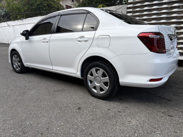 2017 Toyota Corolla Axio 