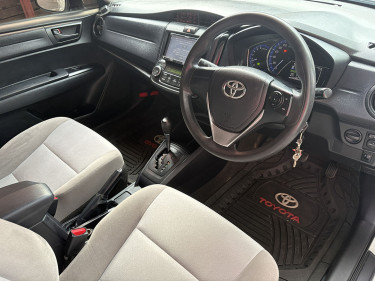 2017 Toyota Corolla Axio 