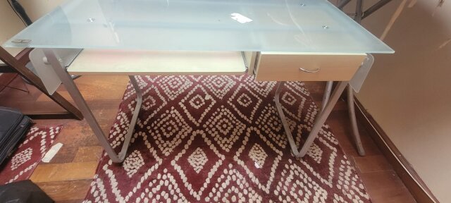 Desk Tables & Desks Constant Spring Rd