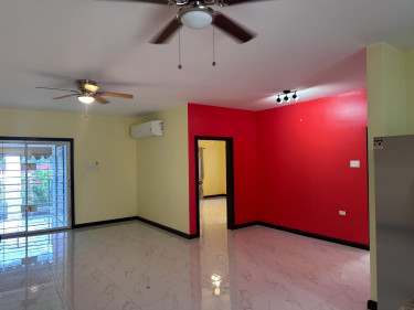Stunning 2 Bedrooms Apartment in Kingston 6
