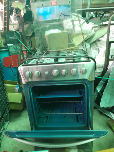 Whirlpool 4 Burner Stove