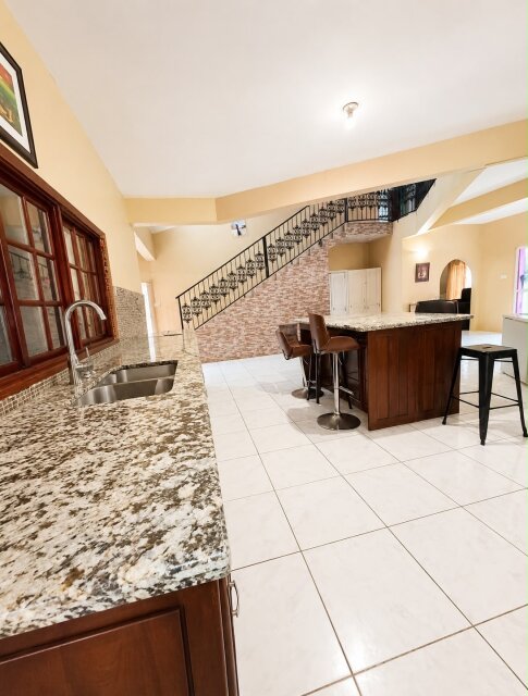 House For Sale| Smokey Vale