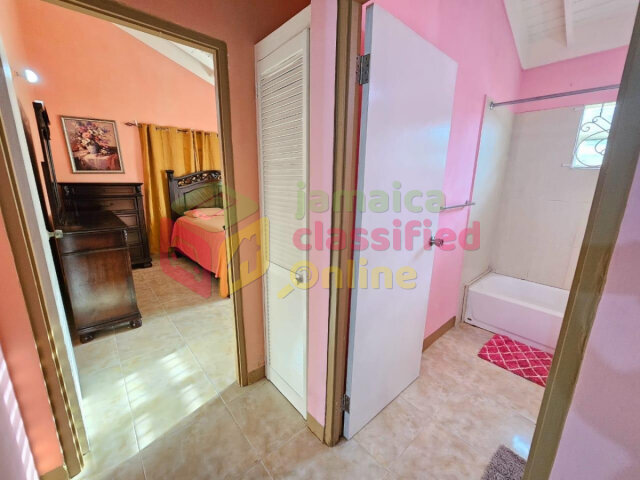 2 Bedroom