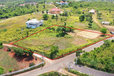 .75acres Flat Well Drained Land Near Lover's Leap! Land Lover's Leap Road