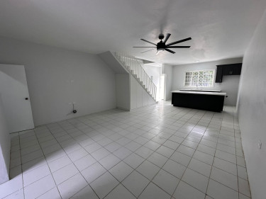 2 Bedroom 2 Bathroom Apartment