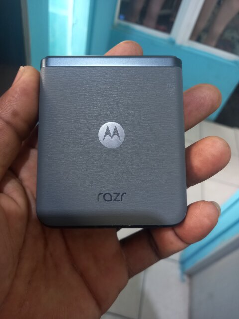 Motorola Razr 2023