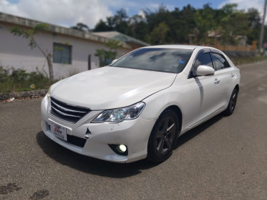 Toyota Mark X 2012