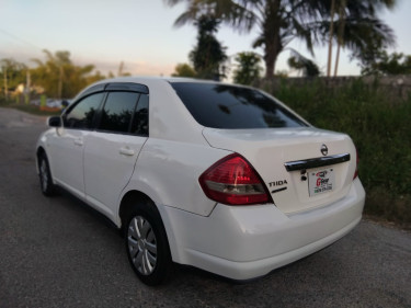 Nissan Tida