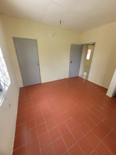 Country Living! 2-Bedroom House On Large Property