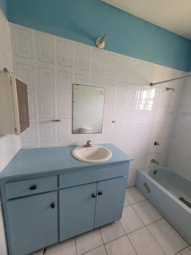 Country Living! 2-Bedroom House On Large Property