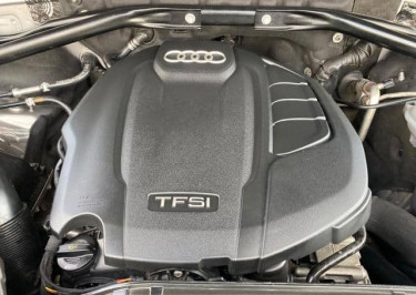 CLEAN USED RHD 2016 AUDI Q5 TFSI QU NAV REVCAM