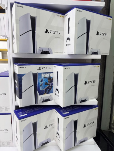 Brand New Original Sony PlayStation PS5 Pro/ Ninte