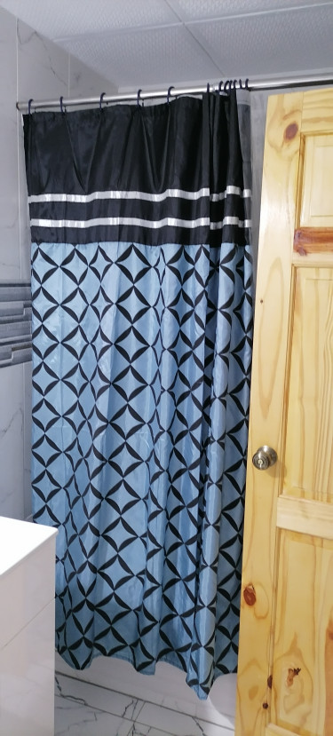 1 Bedroom With Own Bathroom For UWI Students