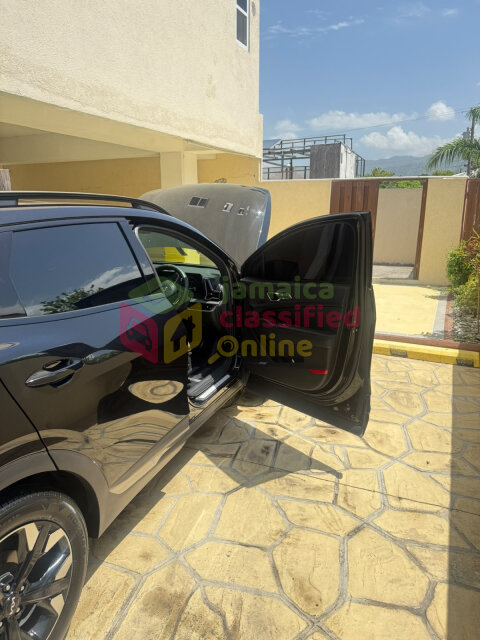 2025 Kia Sportage X-Line