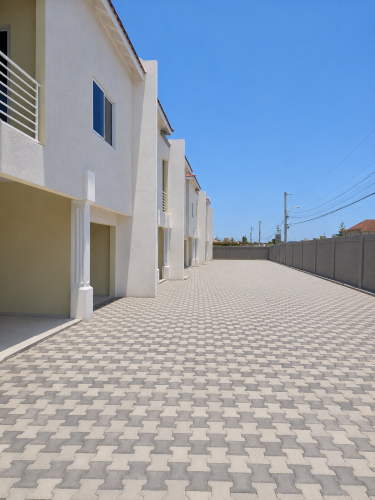 3 Bedrooms 2.5 Bathrooms With Carport In Portmore 