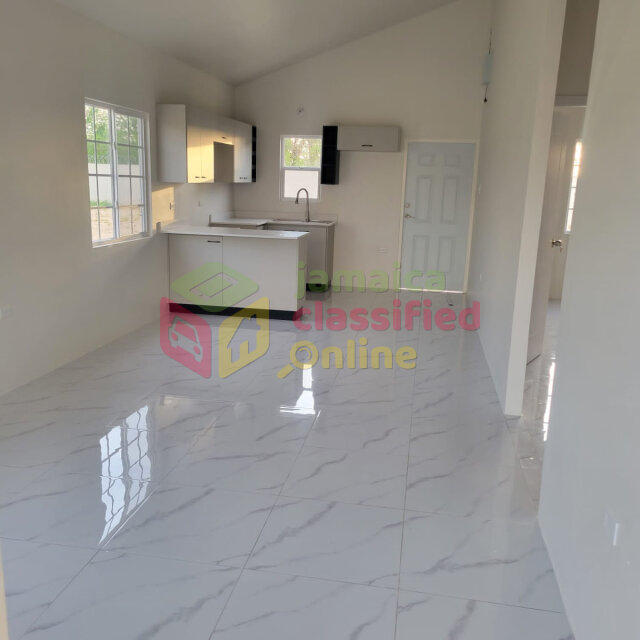 2 Bedroom 1 Bath House For Sale - HUGE LAND SPACE Houses Phoenix Park Village 2, Portmore
