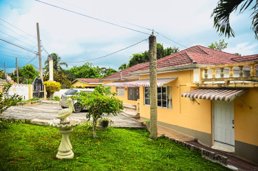 5 Bedrooms 5 Bathrooms Investment Property