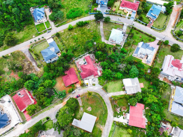 5 Bedrooms 5 Bathrooms Investment Property