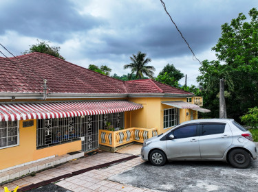 5 Bedrooms 5 Bathrooms Investment Property