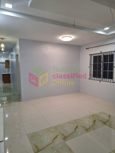 Spacious 3 Bedrooms With Modern Features