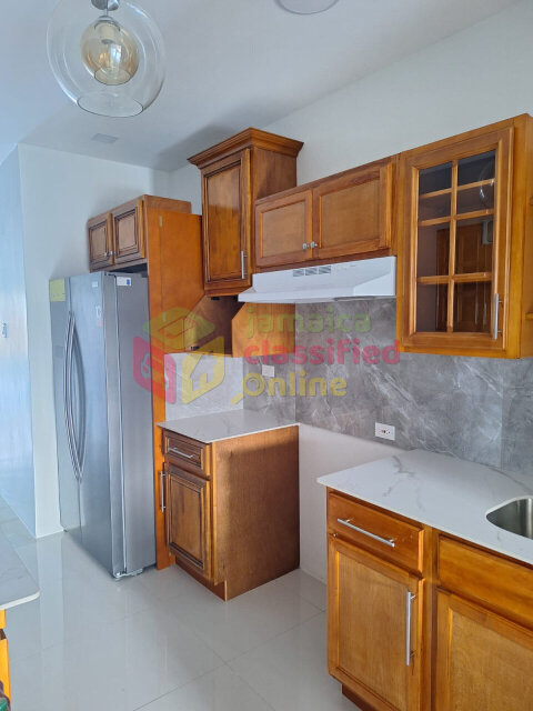Spacious 3 Bedrooms With Modern Features