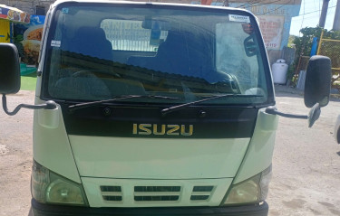 ISUZU 2005 Truck Trucks Kingston Habour View
