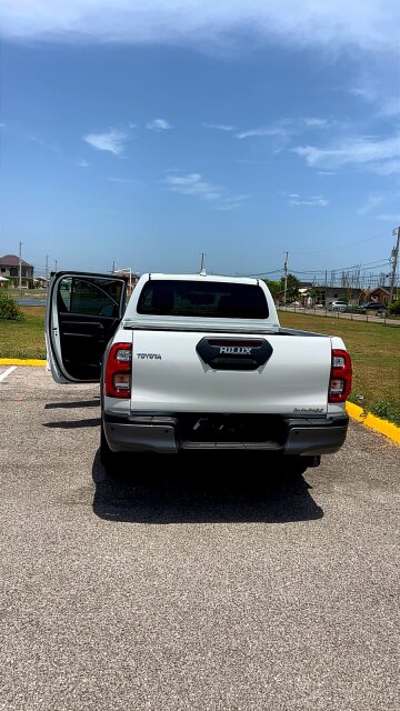 White 2022 Toyota Hilux Invincible Pickup For Sale