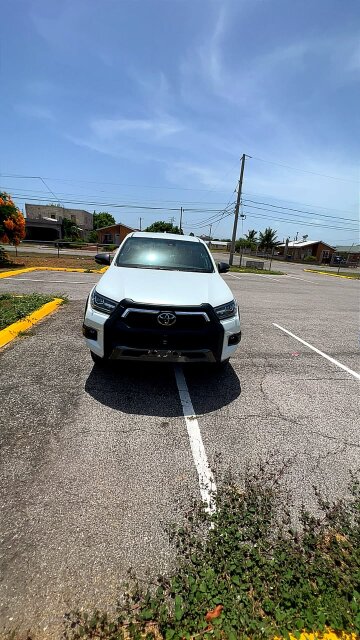 White 2022 Toyota Hilux Invincible Pickup For Sale Vans & SUVs Old Harbour New Harbour Village 3