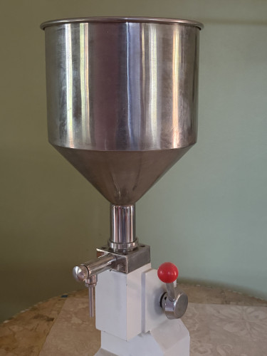 Manual Filling Machine (Good Working Condition) Other Market Red Hills