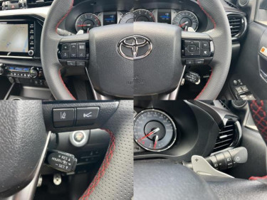 2022 Toyota  Hilux