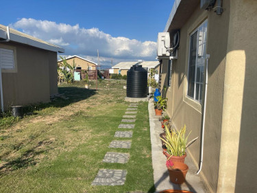 2 Bedroom