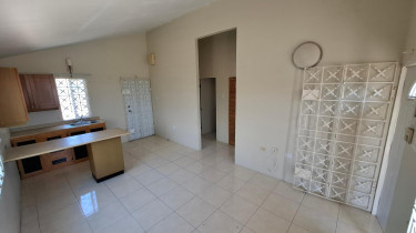 2 Bedroom 1 Bathroom _ Fully AC 