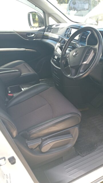 Newly Imported Nissan Elgrand V6