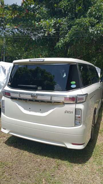 Newly Imported Nissan Elgrand V6