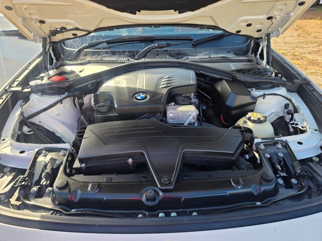 BMW320i GT Luxury
