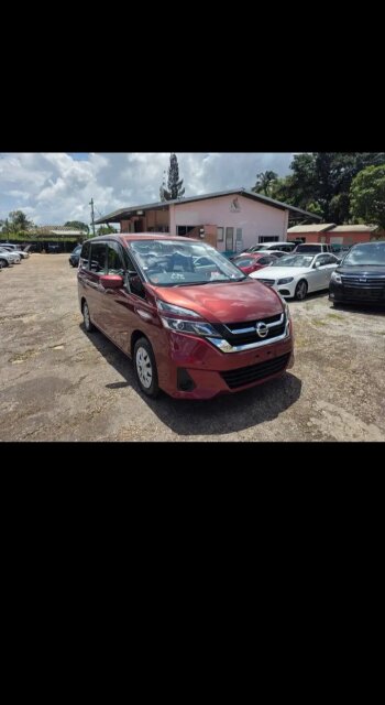 Newly Imported 2017 Nissan Serena Hybrid