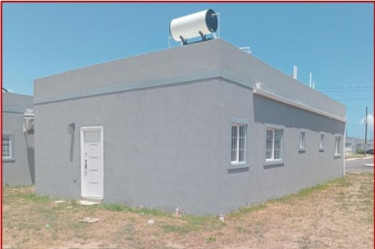 2 Bedroom House