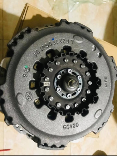 Hybrid  Dual Clutch Assembly Brand New In Box  Auto Parts 400000