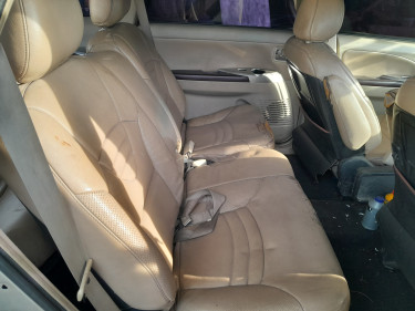 2004 Mitsubishi Grandis
