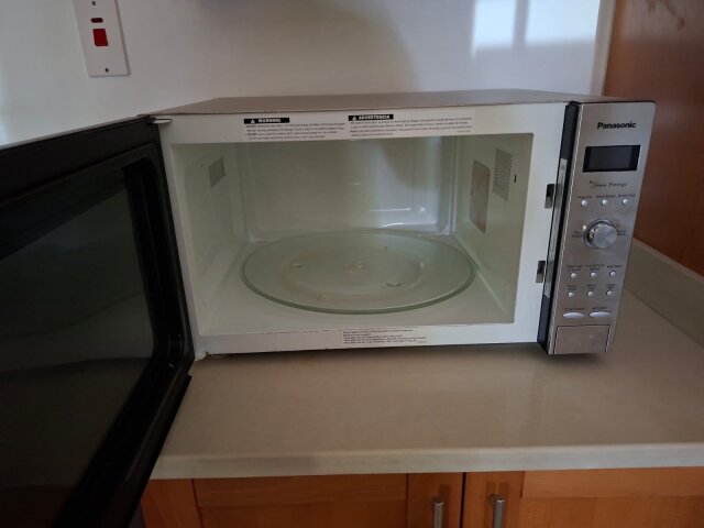 Microwave