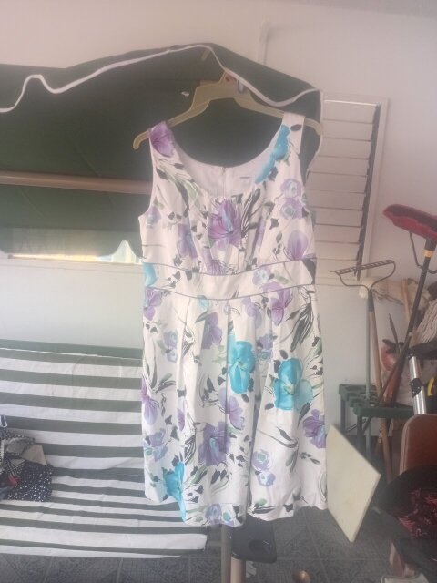 Women And Girls Dresses For Sale