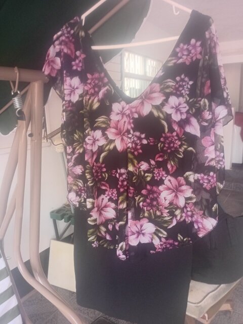 Women And Girls Dresses For Sale