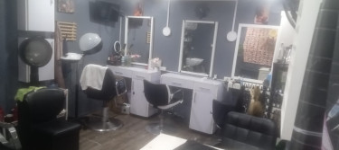 Nail And Hair Station