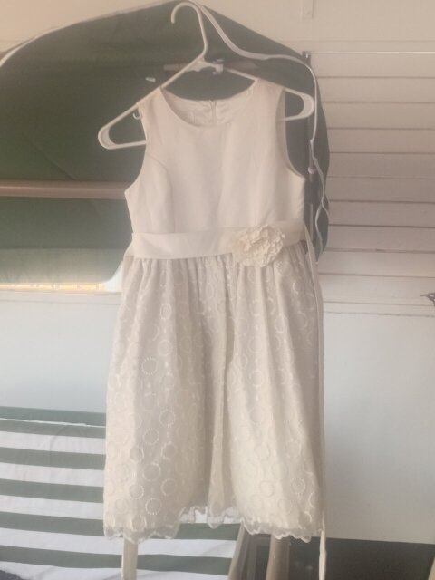 Women And Girls Dresses On Sale