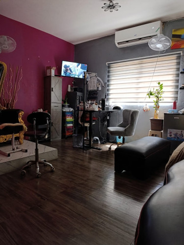 Hairdresser Booth
